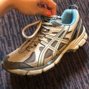 Women’s ASICS gel running shoes